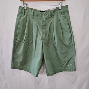 Nike Men's Golf Chino Green Shorts Size 32 DX0643-386
